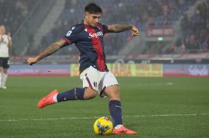 篮球预测-罗马诺:尽管新月有正式接触,但博洛尼亚从未想过放卡斯特罗